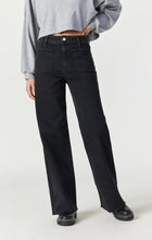 Load image into Gallery viewer, Paloma Wide Leg Jeans
