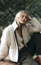 Load image into Gallery viewer, Reversible Puffer Jacket
