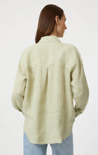 Load image into Gallery viewer, Linen Button-Up Shirt
