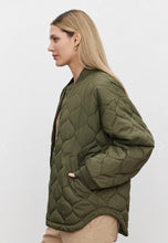 Load image into Gallery viewer, Carie Quilted Jacket
