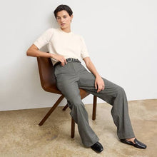Load image into Gallery viewer, Short Sleeve Silk blend tee
