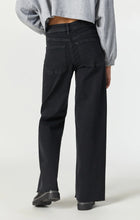 Load image into Gallery viewer, Paloma Wide Leg Jeans

